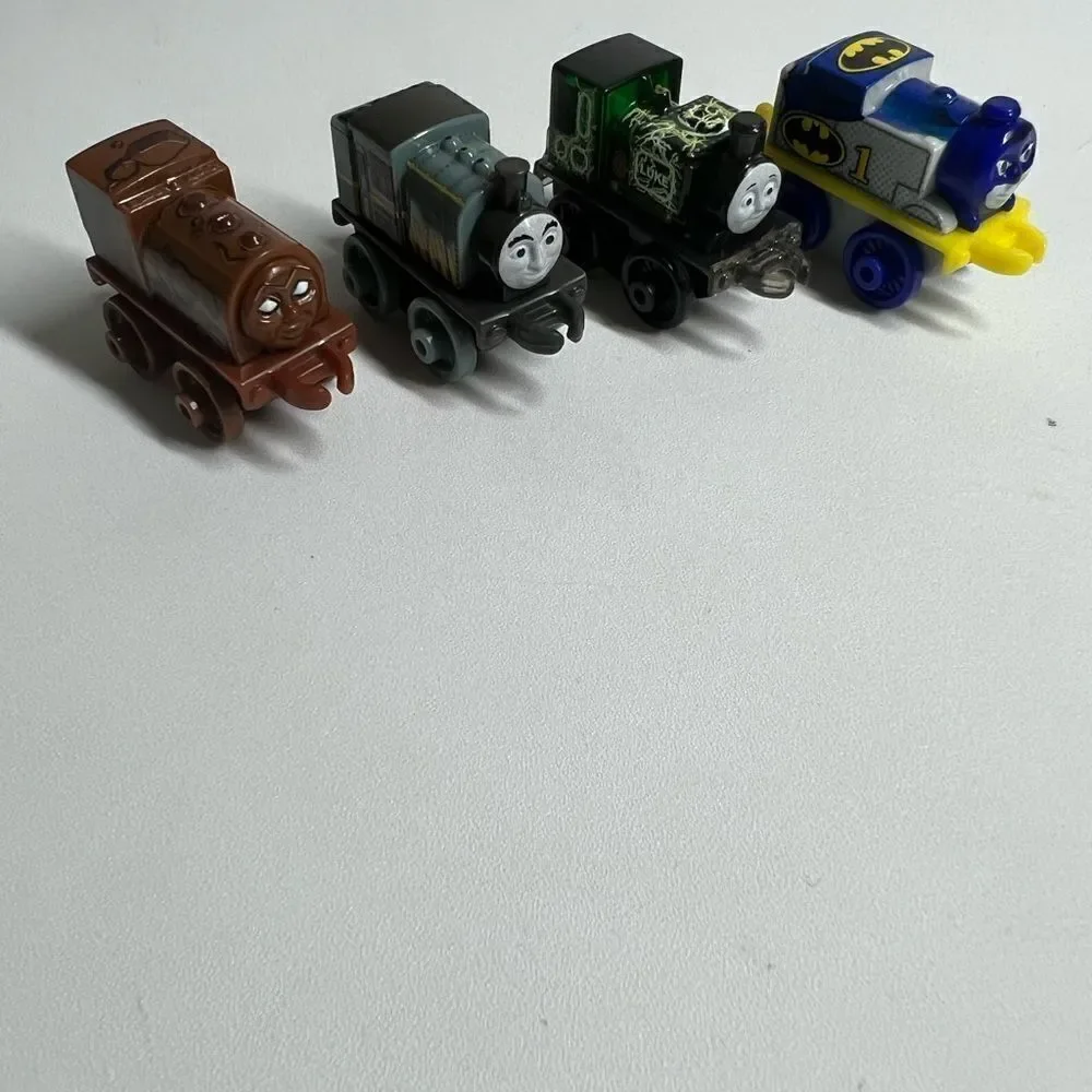 Thomas the Train DC Super Friends Character (4 Pack)